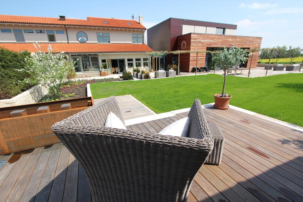 Hotellerie&Spa "Einfach Schon" Dresden Exterior photo